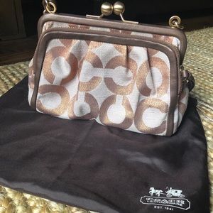 COACH Hand Bag / Kisslock Purse